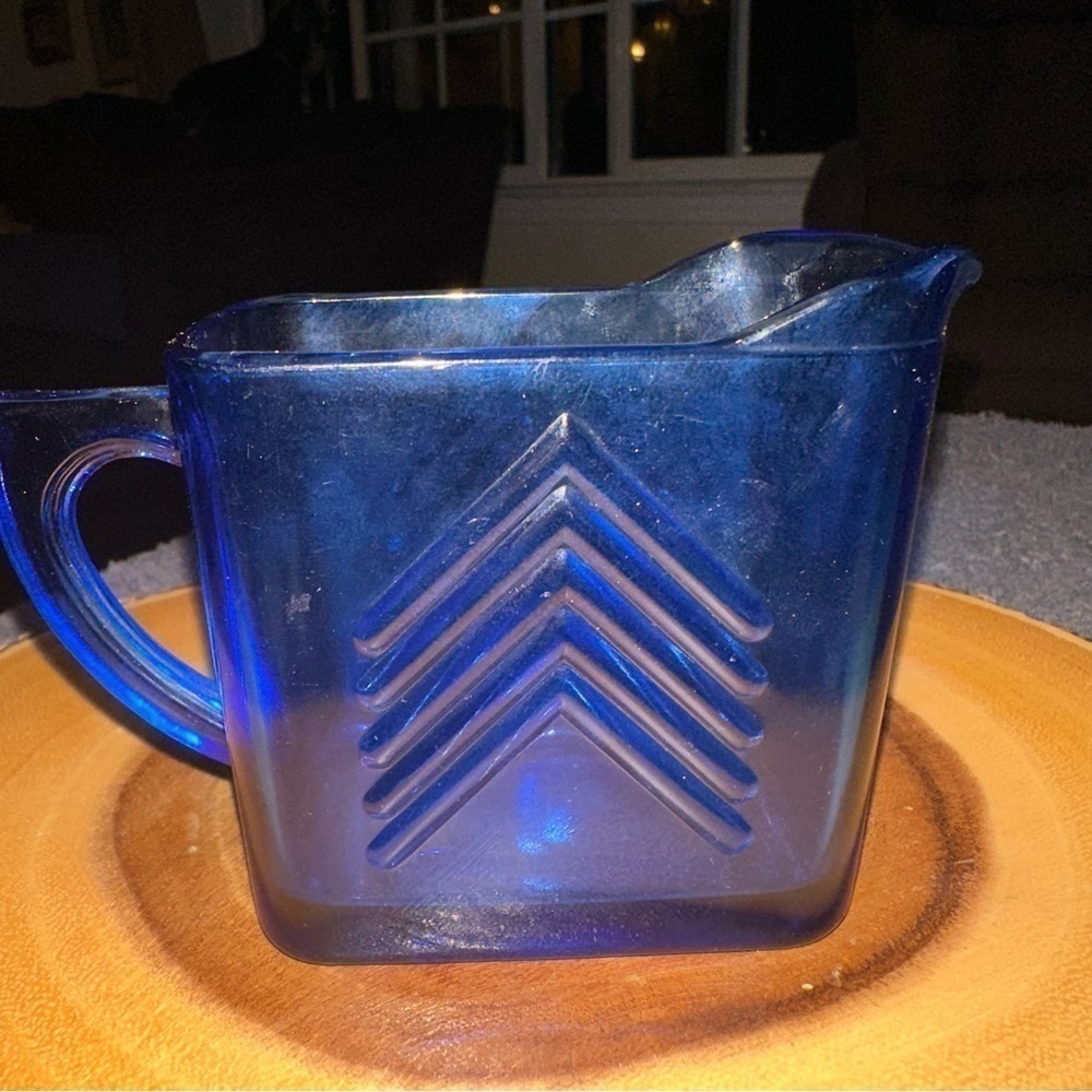HAZEL Atlas cobalt blue creamer pitcher - Picture 3 of 6